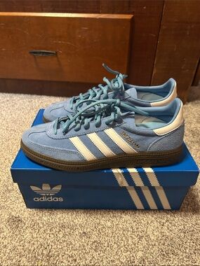 adidas Handball Spezial Suede Sneakers - Sky Blue & White